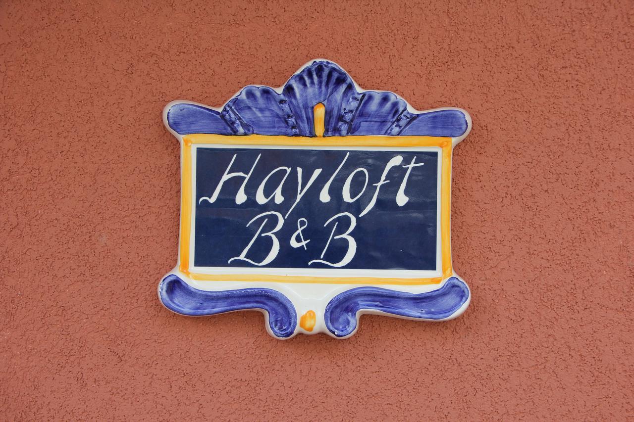Hayloft Bed & Breakfast Cornaredo Eksteriør bilde
